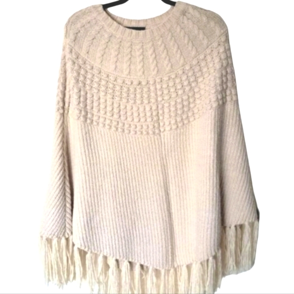 Frye Womens Poncho NWT OS BIRCH Color Fringe - Picture 1 of 5